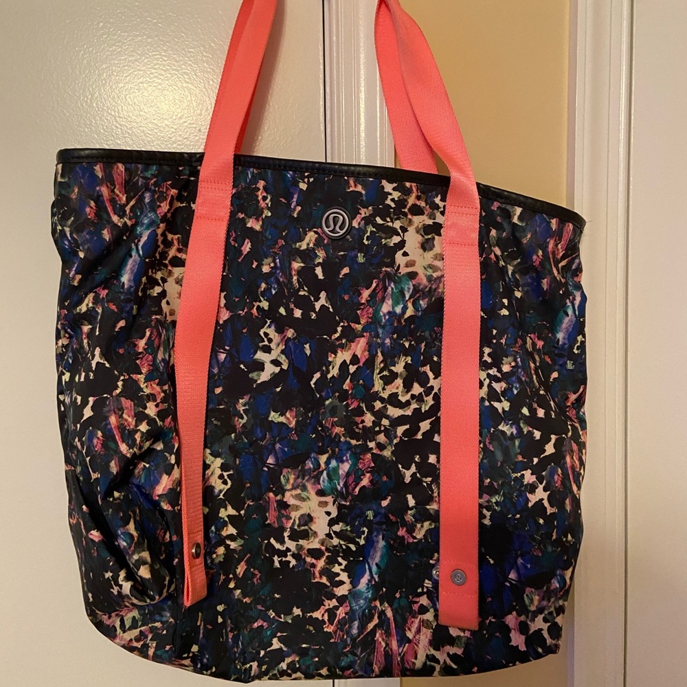 Lululemon neon zippered tote. Used. Multicolor. Neon.